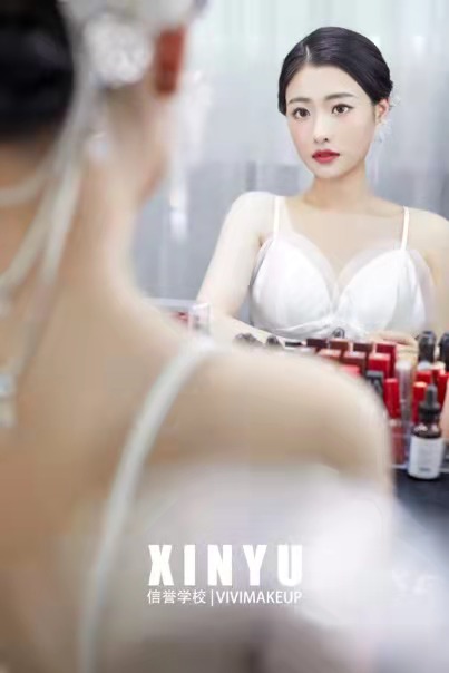 珠海美容培训-韩式新娘造型