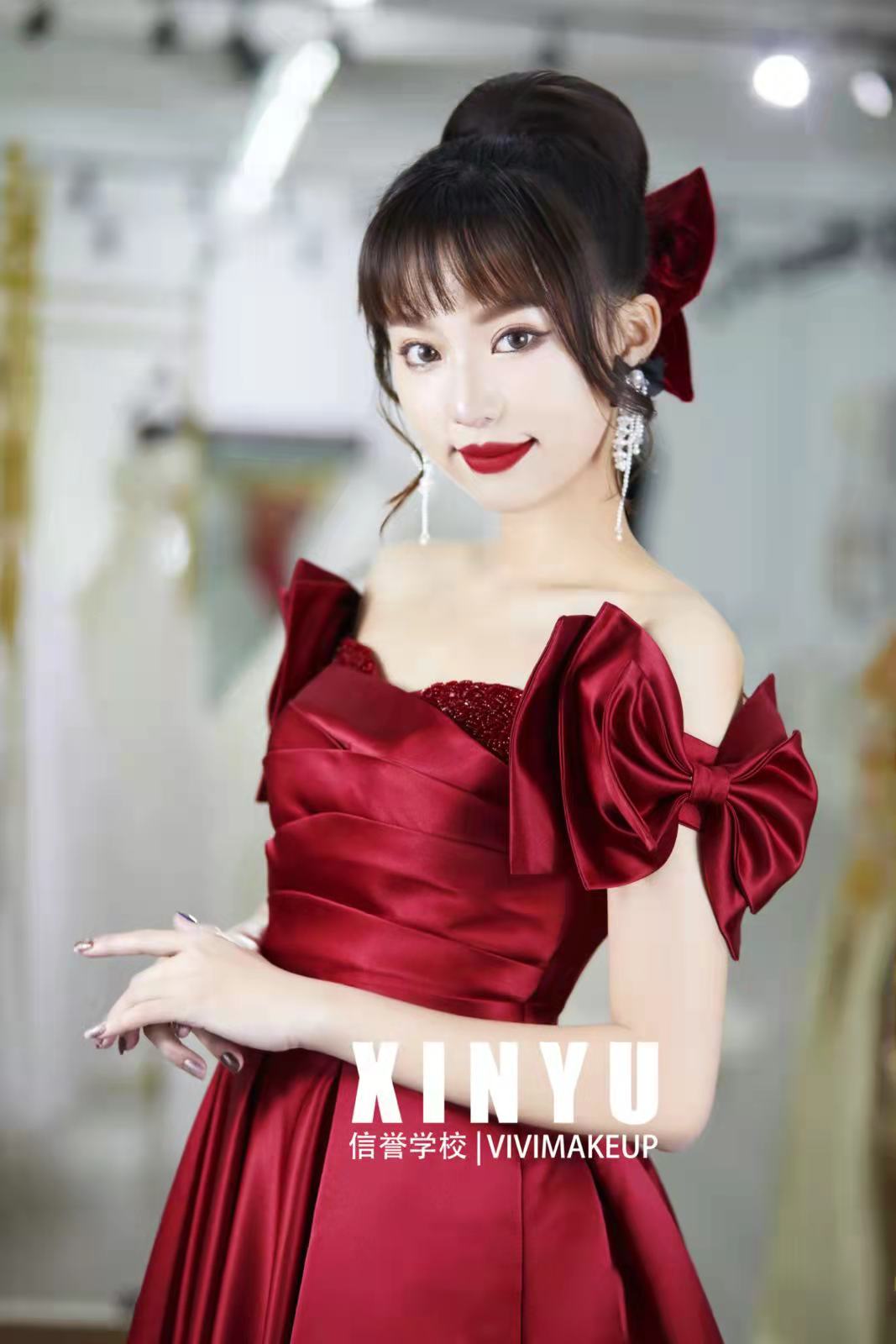 珠海美容培训-晚宴造型